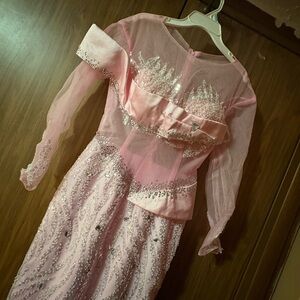 Elegant Pink Sequin Dress